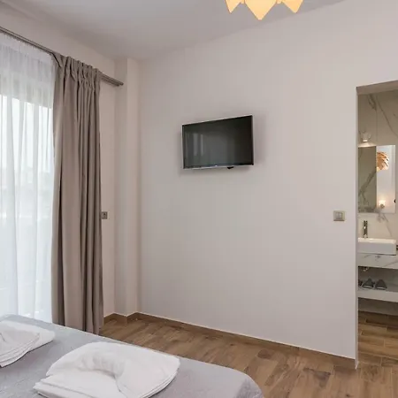 Aequor Luxury &
